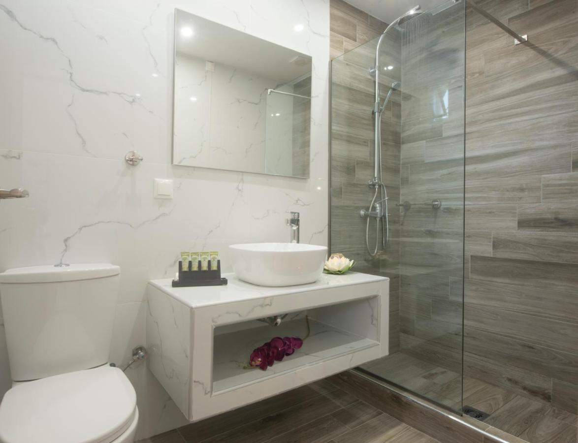 Hermes Hotel Chorefton Bagian luar foto