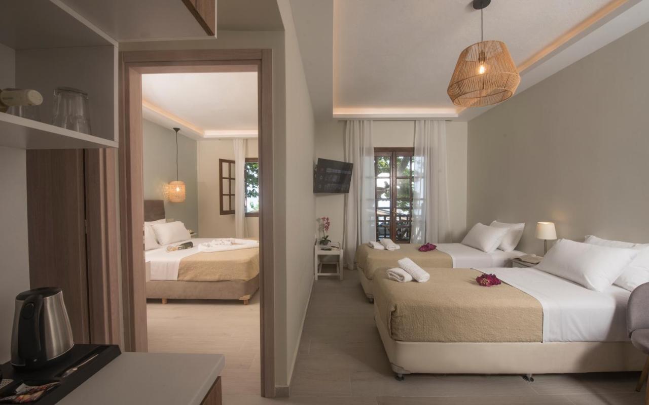 Hermes Hotel Chorefton Bagian luar foto